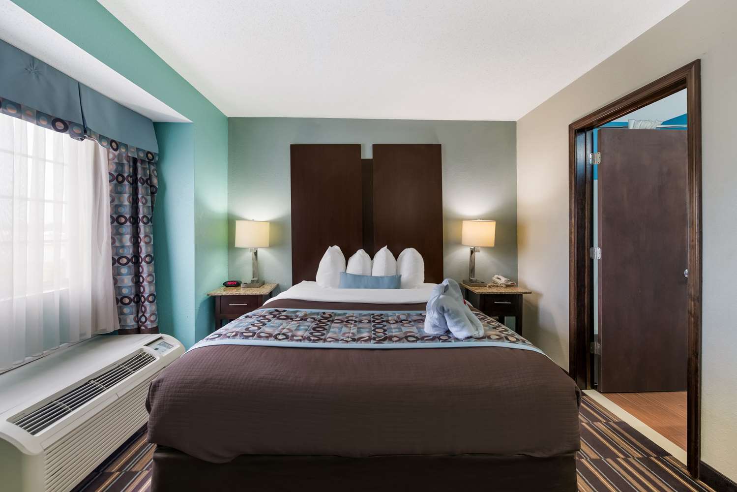 Room, Queen Bed