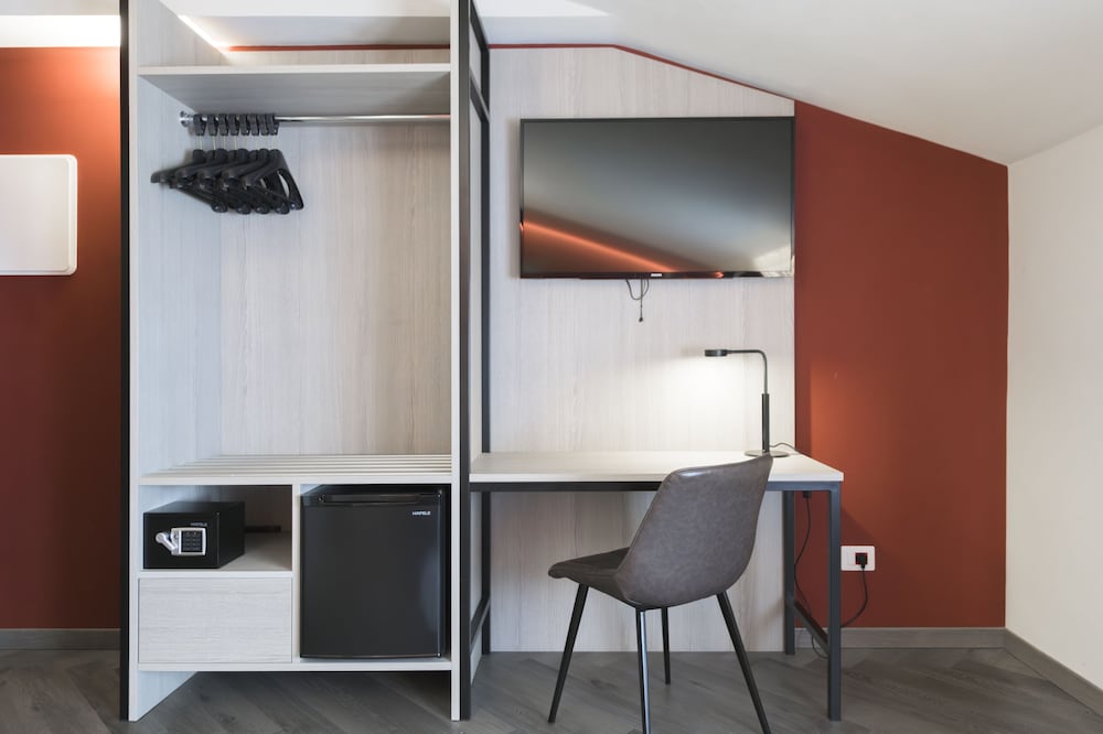 Hotel All Azzurro 52/68
