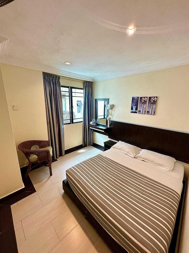 Hong Kong Hotel 29/70