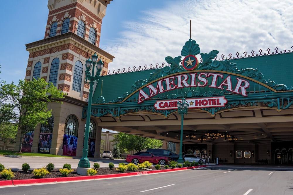 Ameristar Casino Hotel Kansas City 41/48