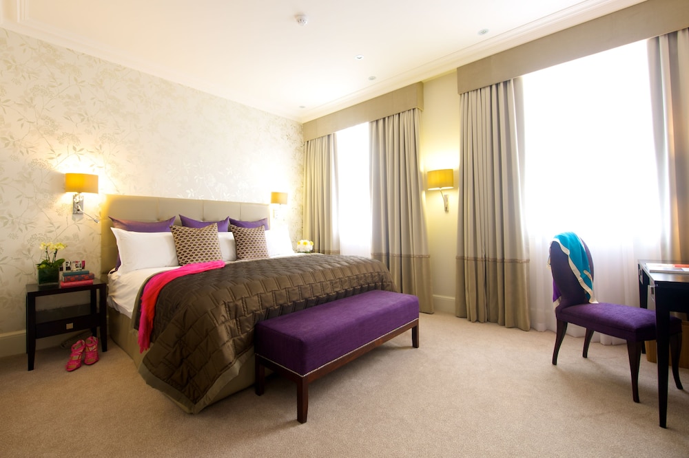3 BEDROOMS, MINSTERS, DELUXE, SUITE