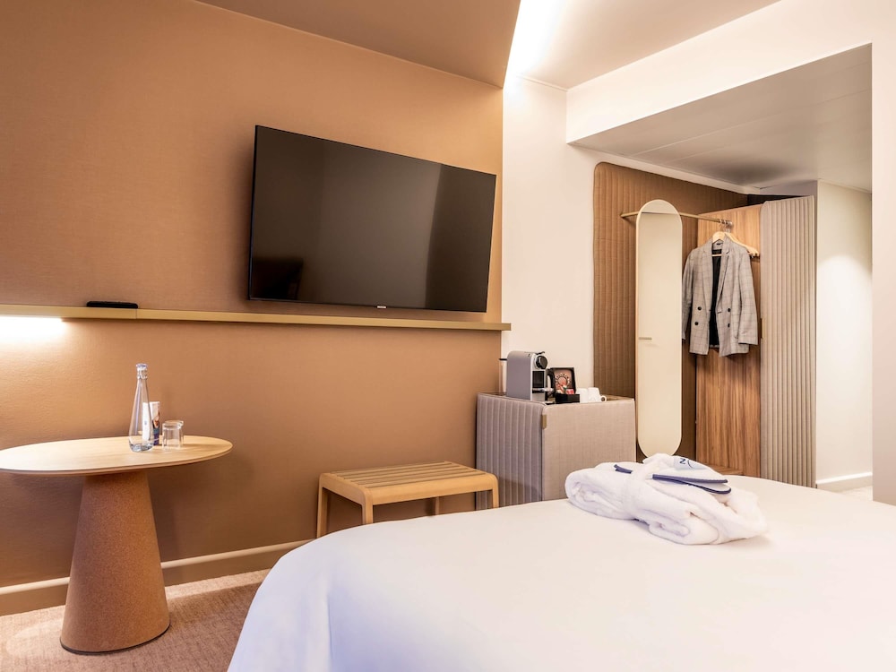 غرفة تنفيذية بسرير مزدوج مع أريكة، Novotel Paris Orly Rungis 10/10