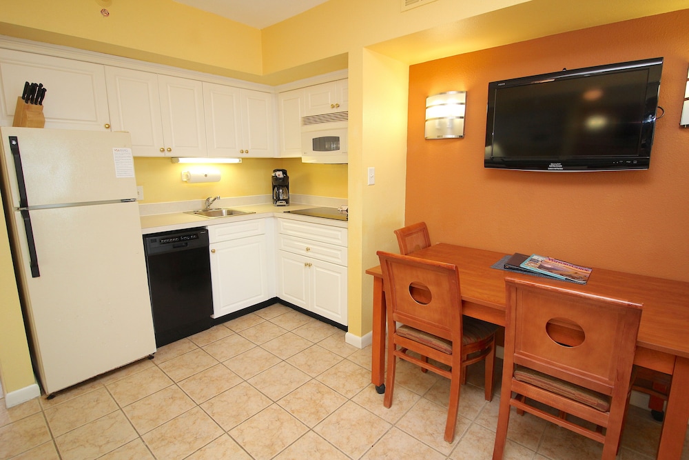 Ocean Sands Resort 33/40