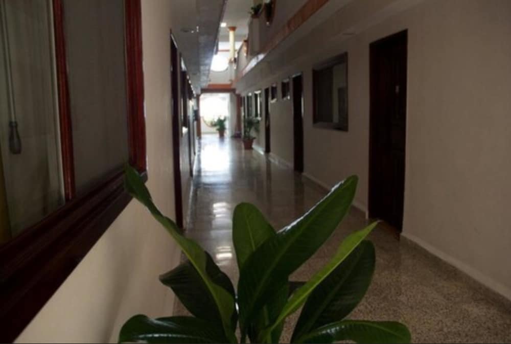 Hotel Madan Cardenas 38/51