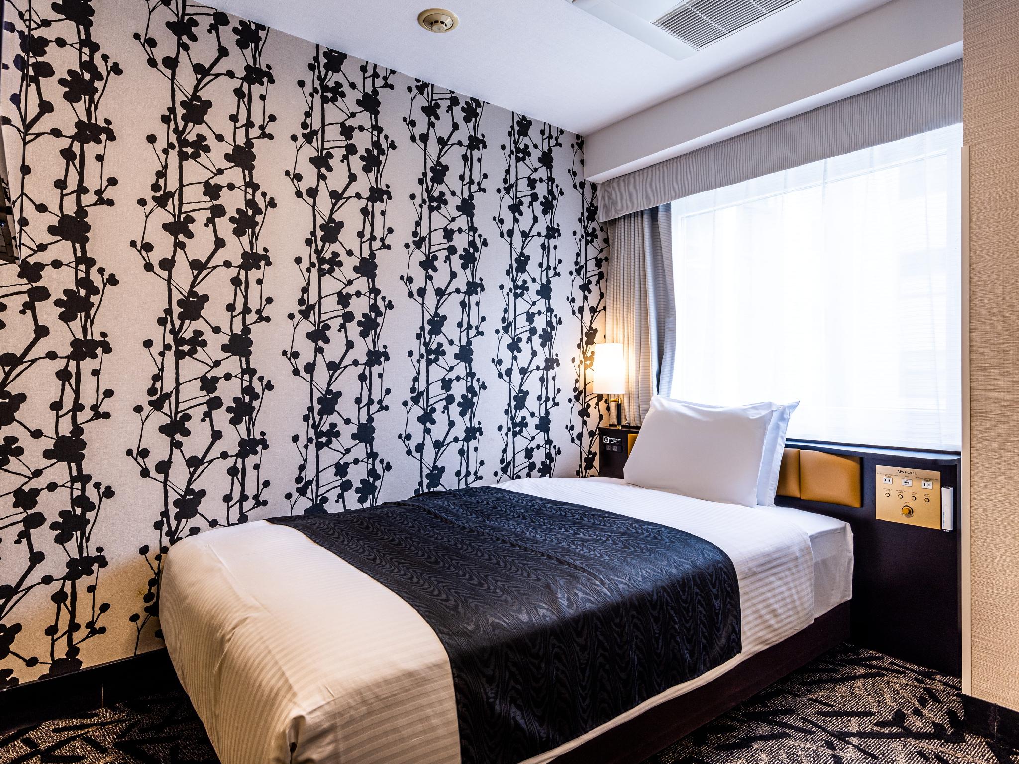 Semi Room, Single, Semi Double Bed