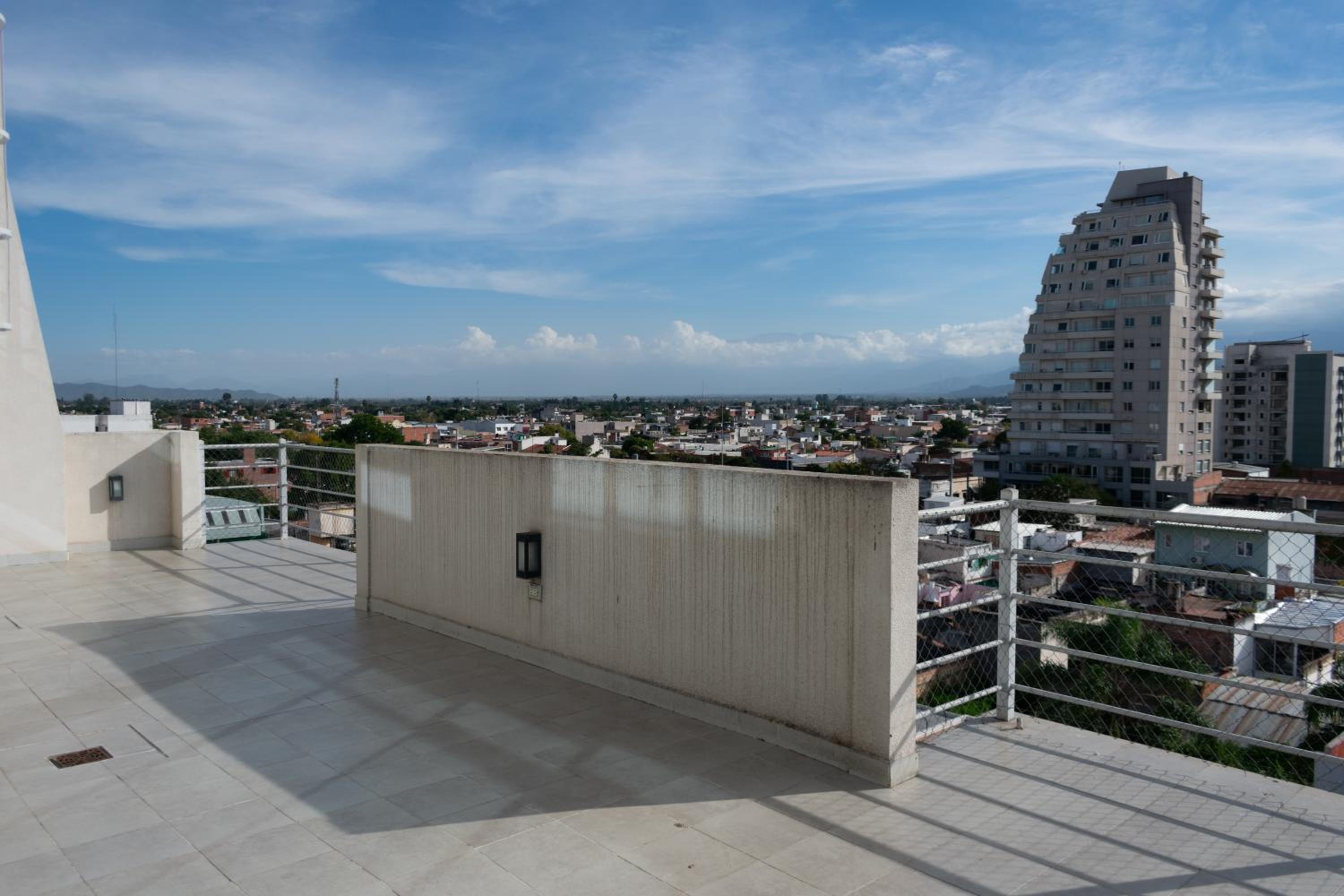 Nubes Apart Hotel 5/45