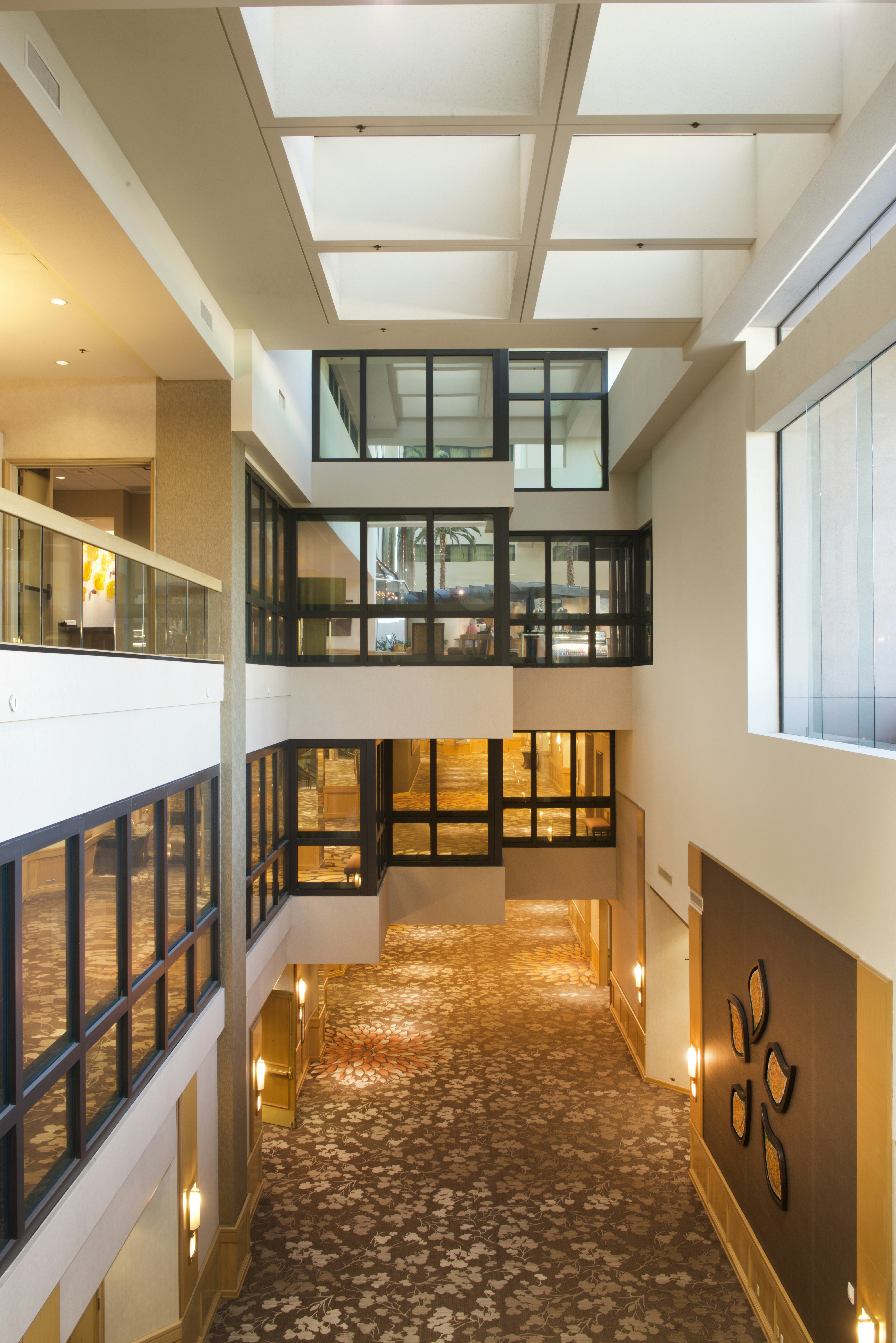 Hilton Orange County/Costa Mesa 51/78