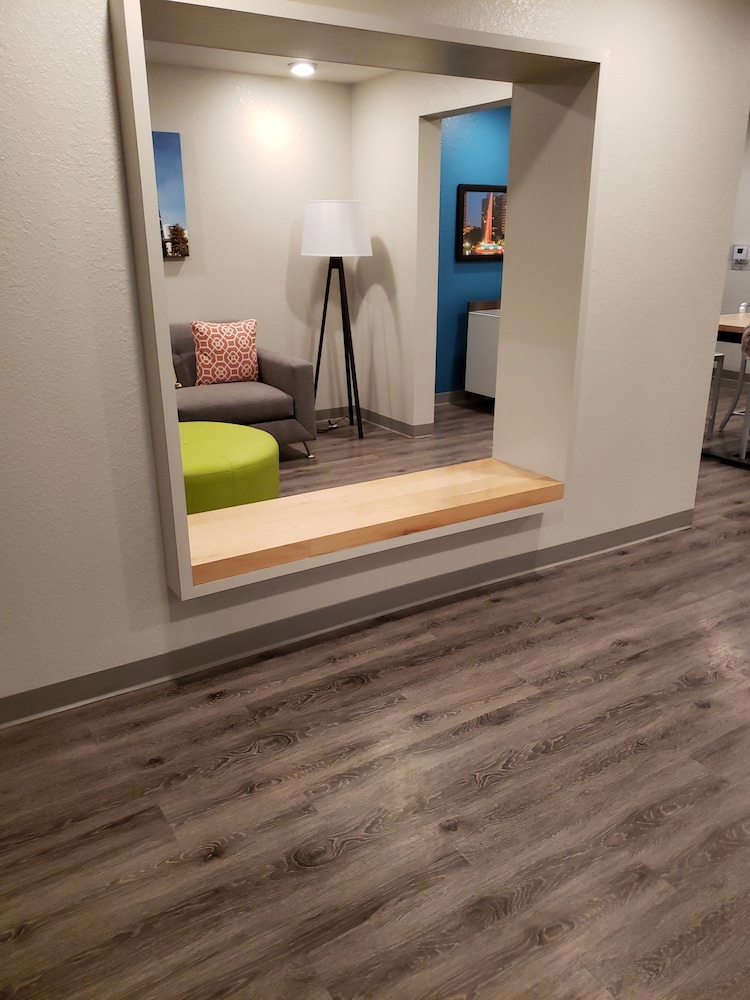 Woodspring Suites Orlando International Drive 34/43