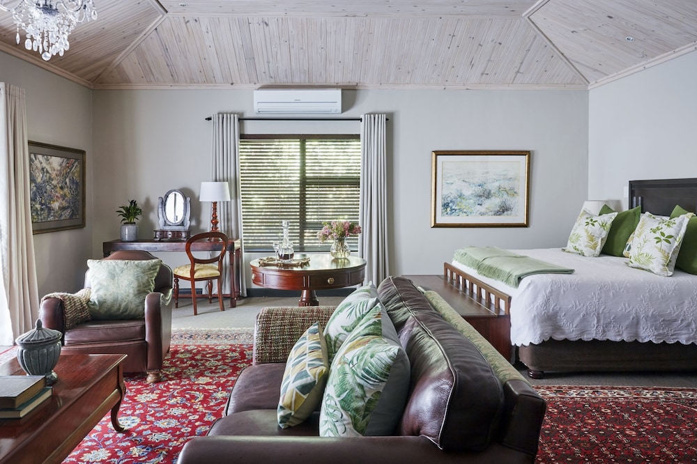 Prana Lodge 18/44