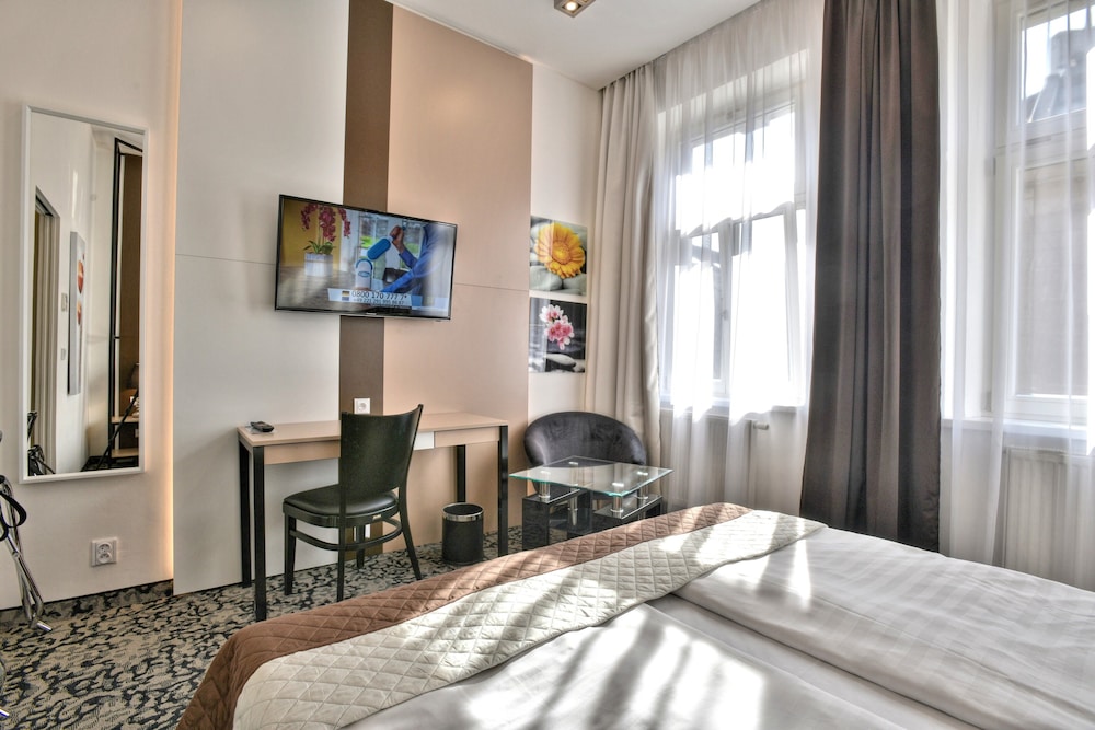Hotel Machova 30/50