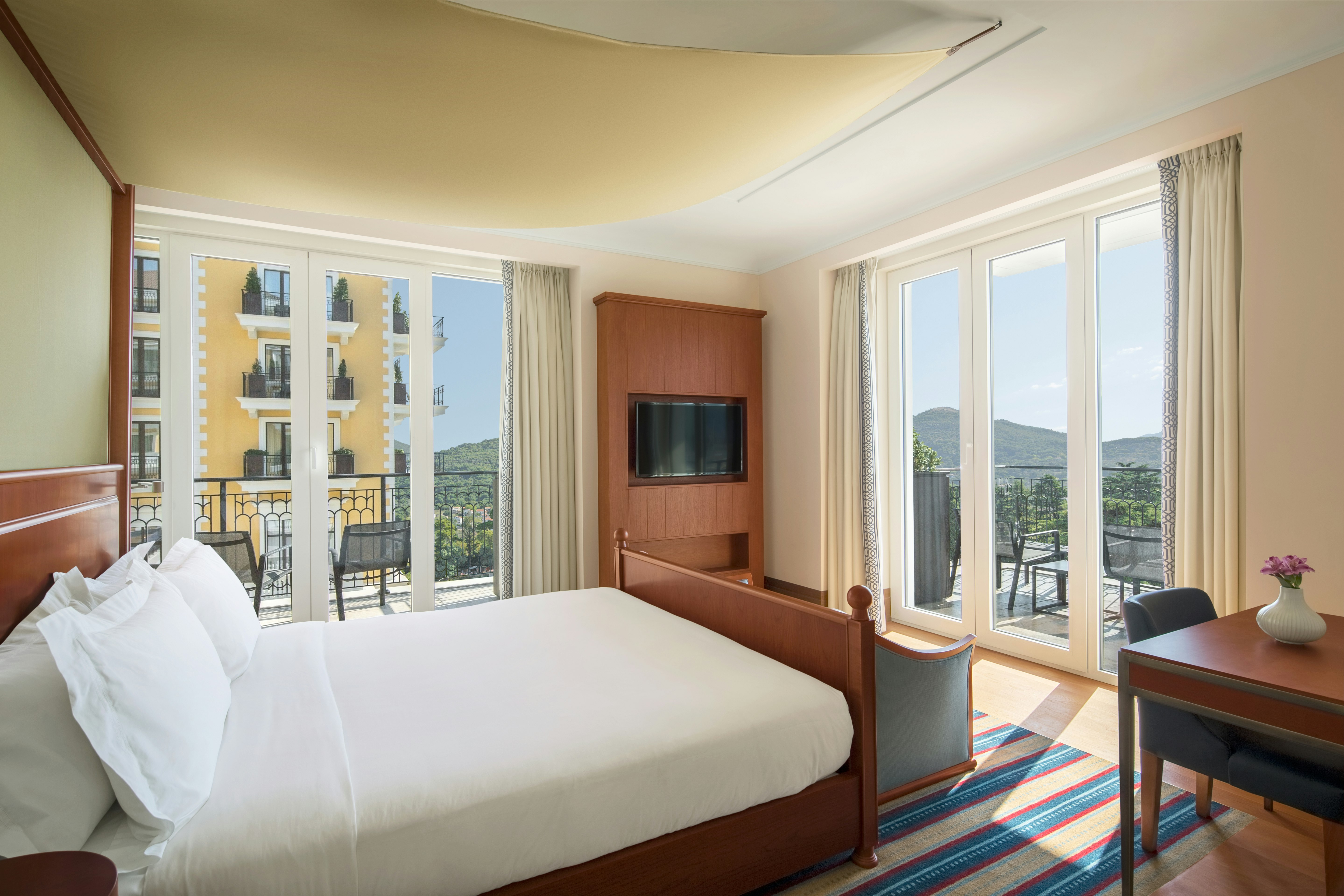 Regent Porto Montenegro Hotel 15/50