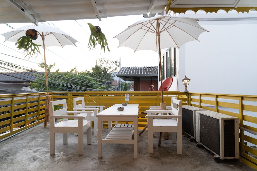 Past Tense Hostel 44/50