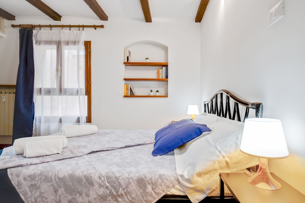 BolognaRoomscom- Santo Stefano Apartments 8/20