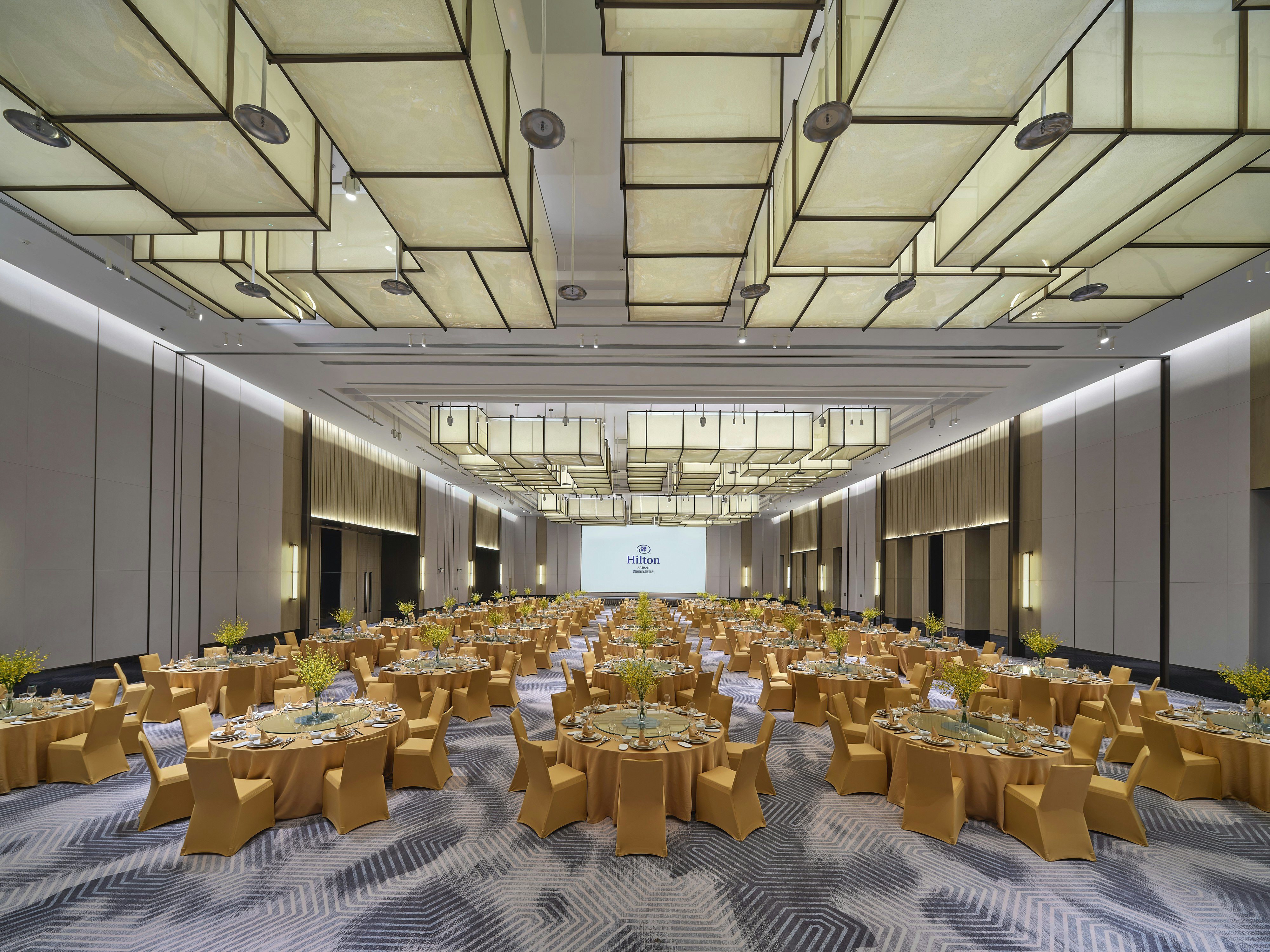 Hilton Jiashan 30/36