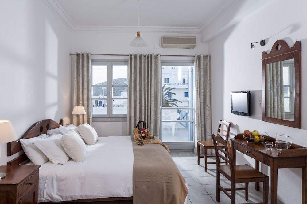 Acteon Hotel 41/52