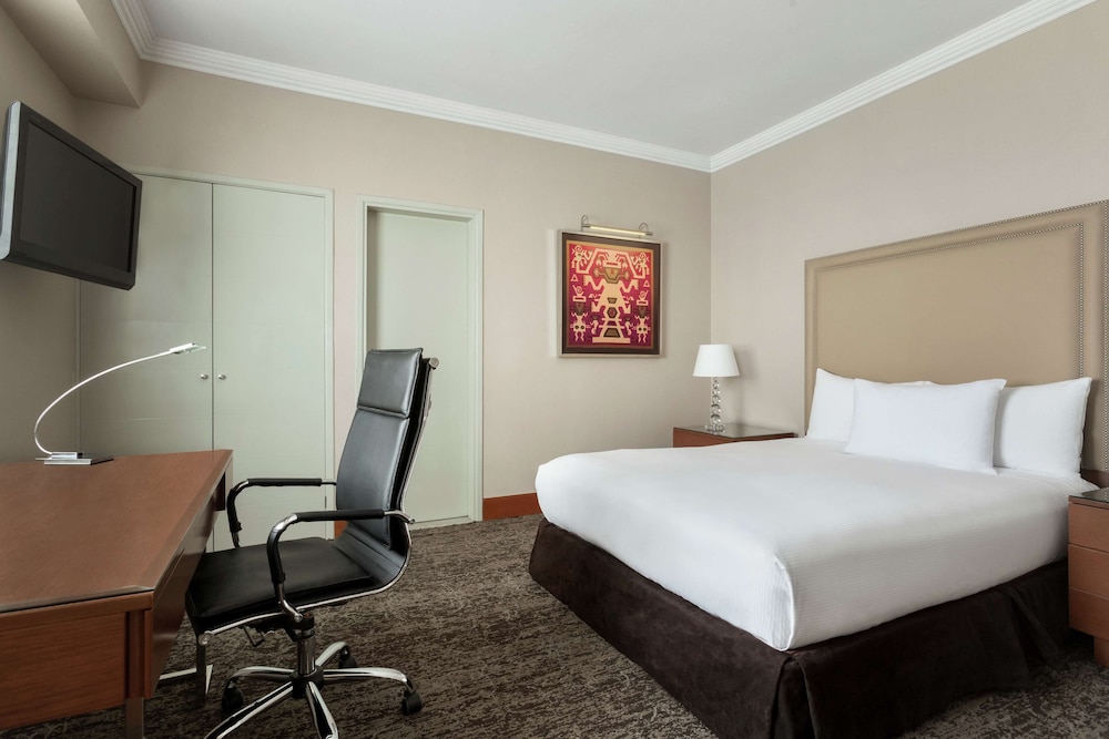 El Pardo Lima - A DoubleTree by Hilton Hotel 8/73