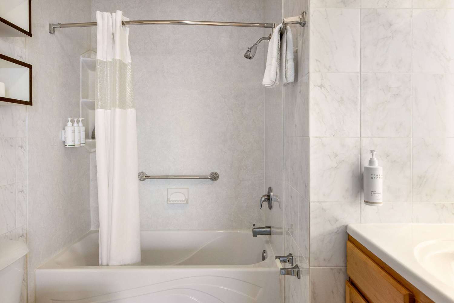 Howard Johnson By Wyndham Ocean City Oceanfront 43/50