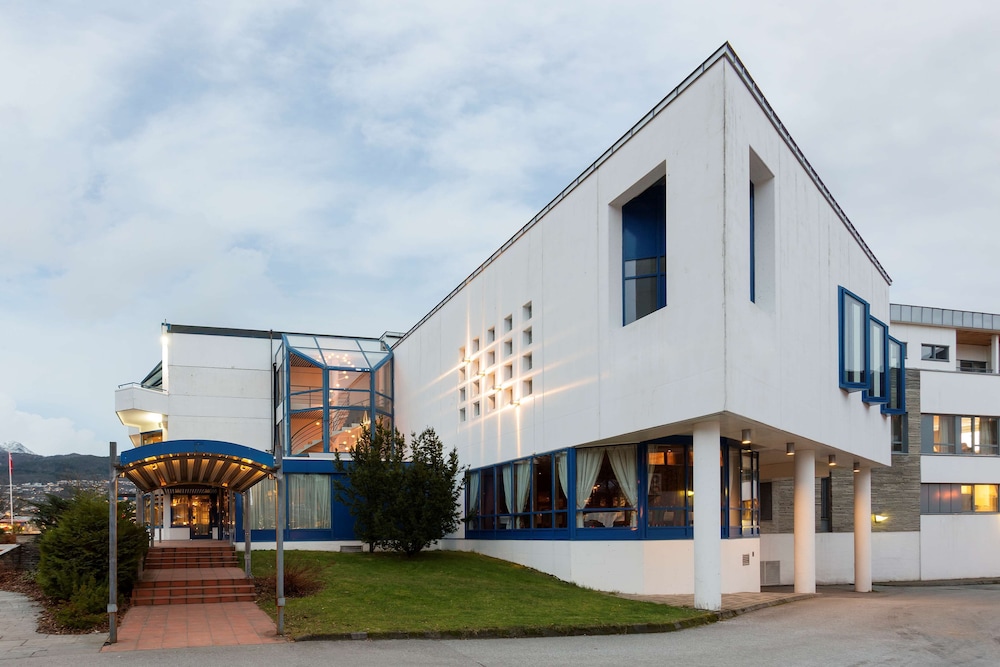 Scandic Sunnfjord Hotel and Spa 1/50