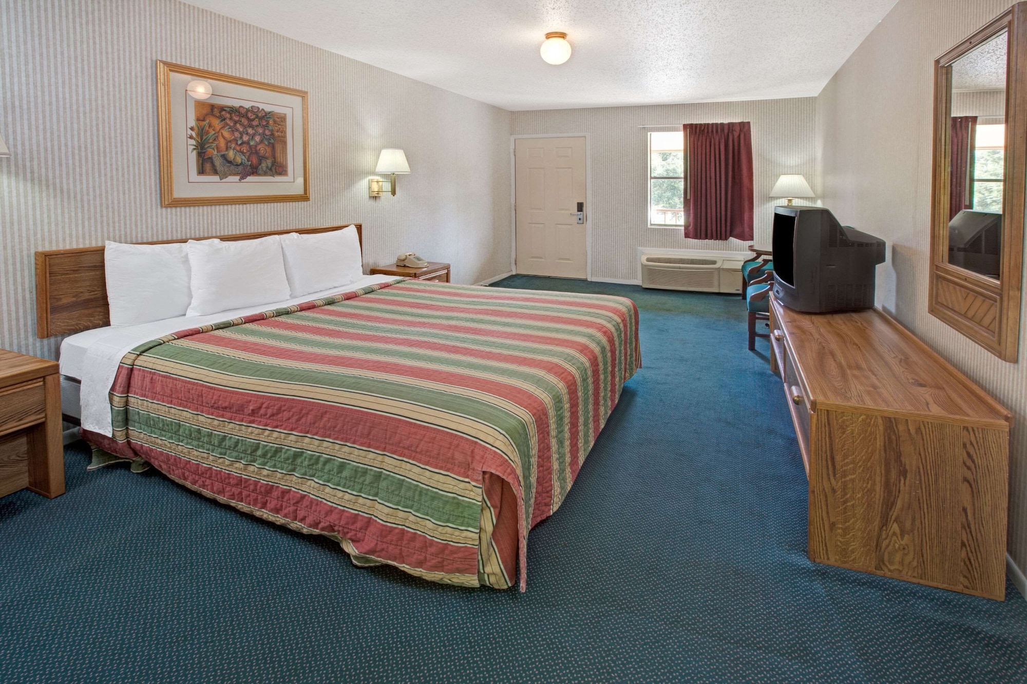ROOM, DOUBLE BED, SMOKING
