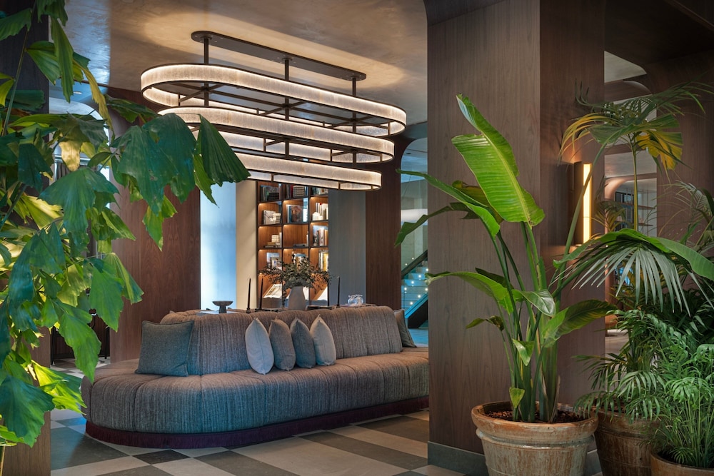 The Westin Madrid Cuzco 45/65