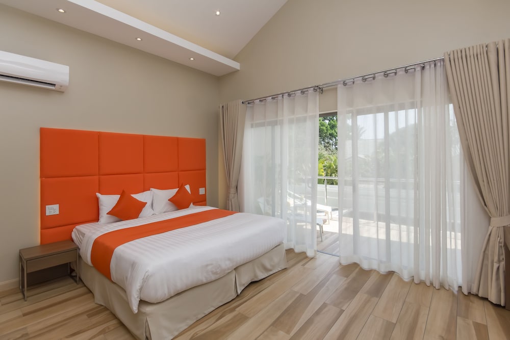 2 BEDROOMS, PREMIUM, VILLA, BEACH SIDE, POOL VIEW