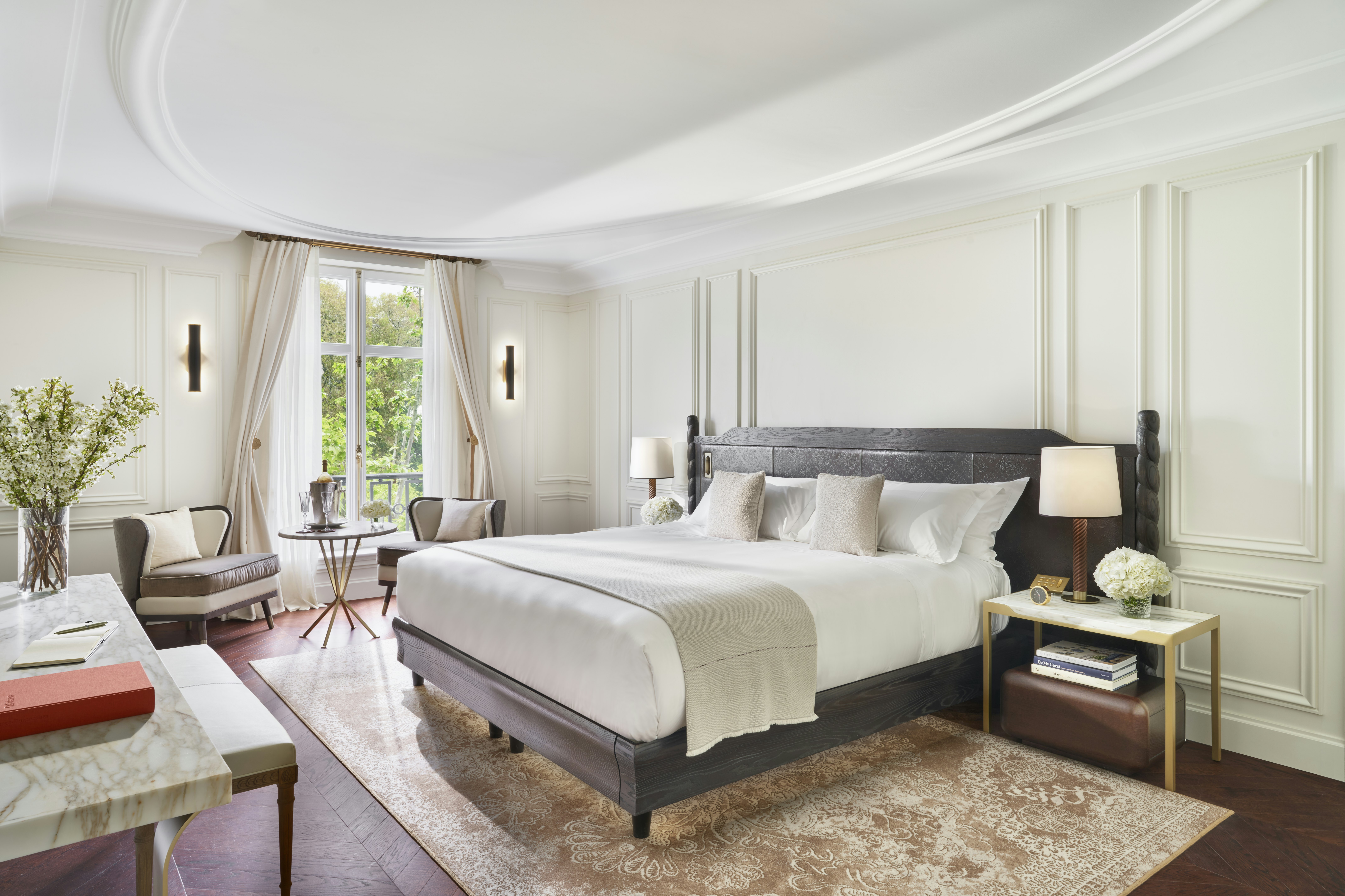 MANDARIN, KING BED