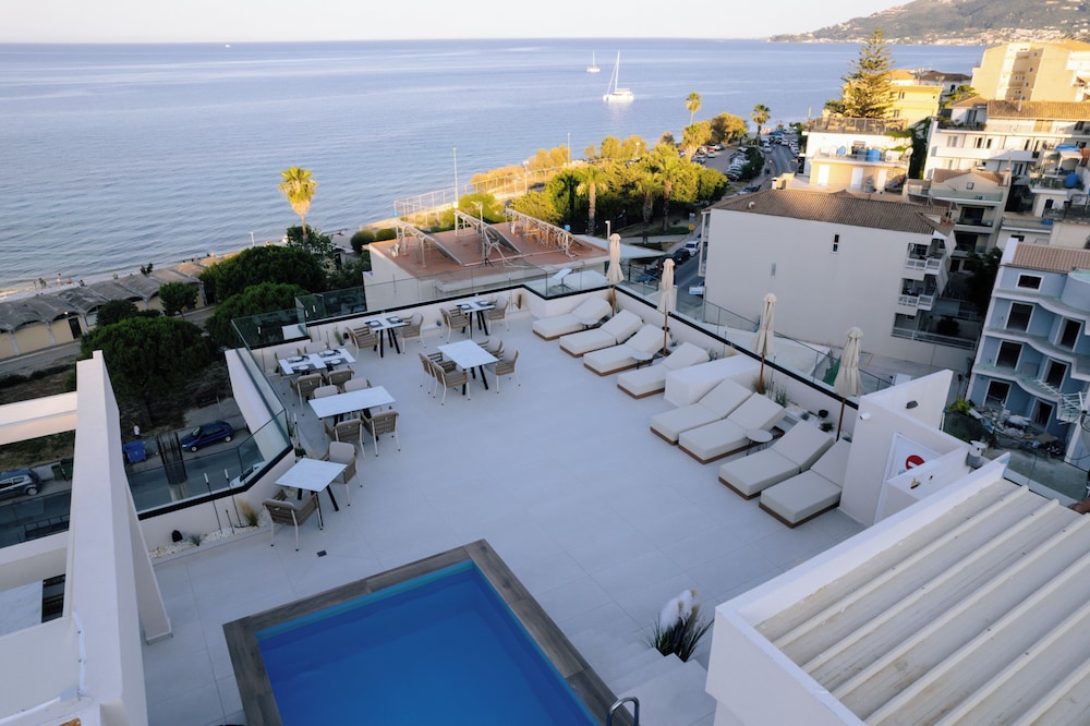 Palatino Hotel 57/83