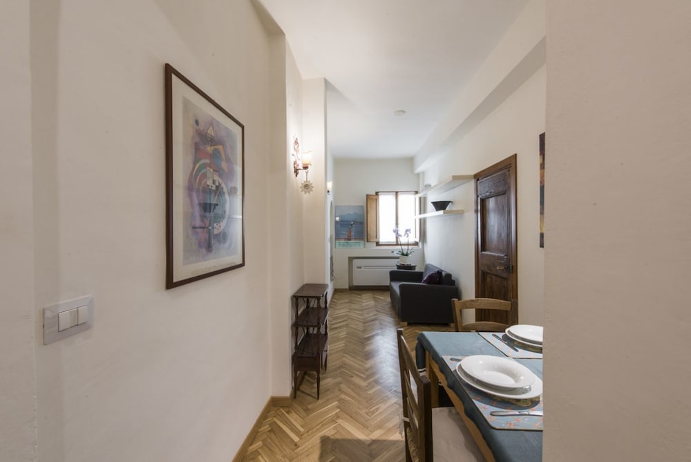 Casa Tina 4/16