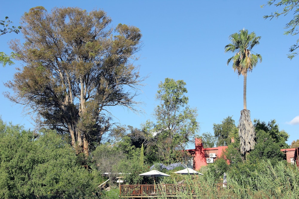 Gumtree Guest House 58/64