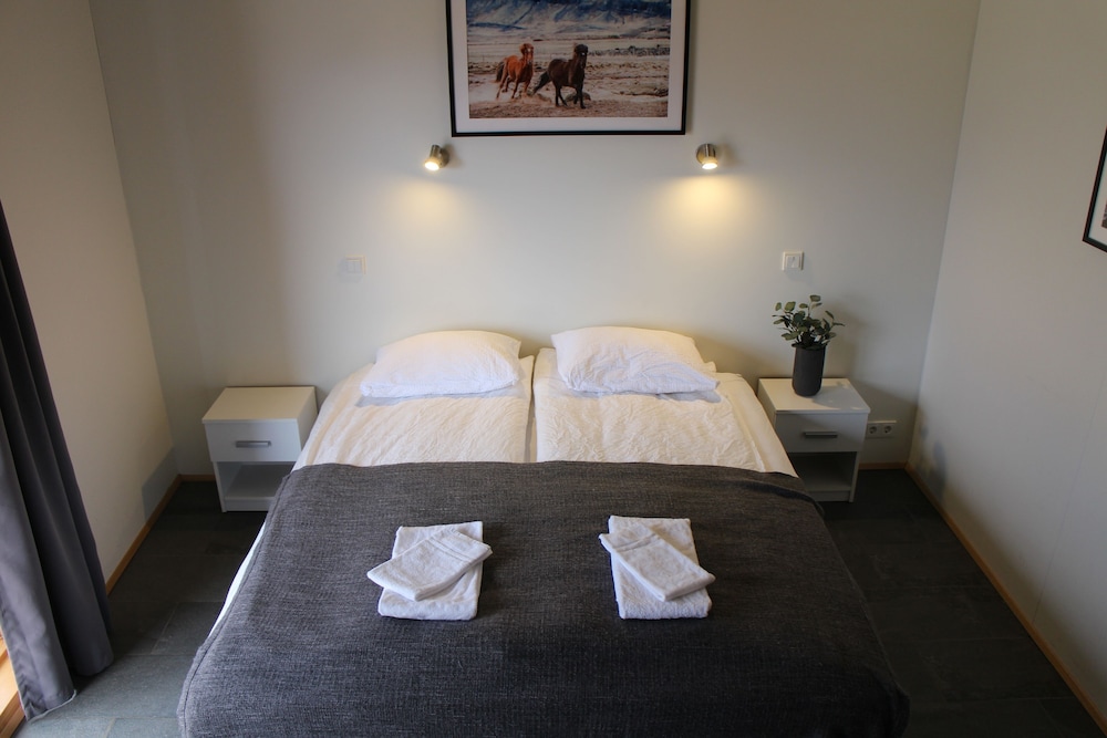 Hotel A 12/50