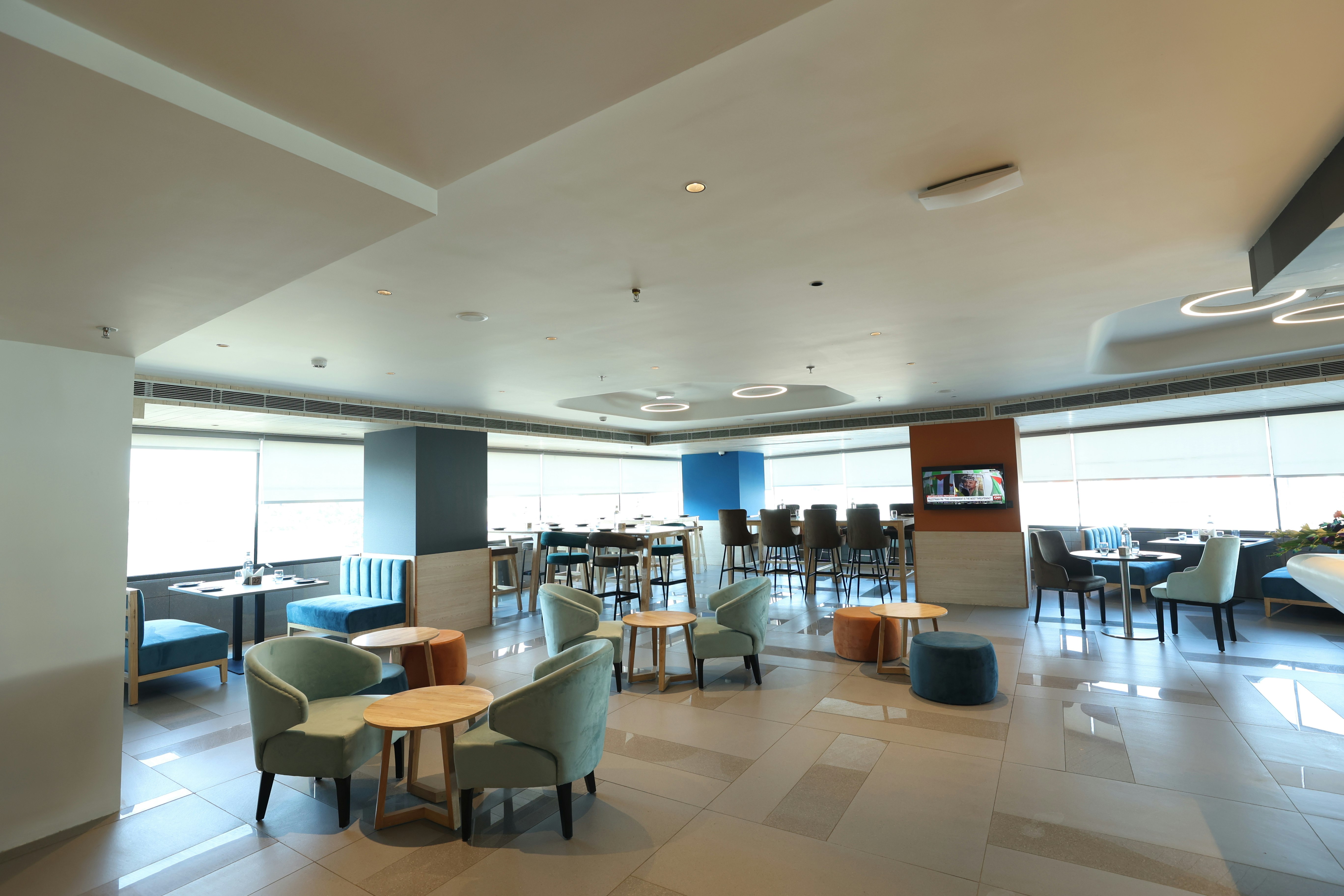 Holiday Inn Express and Suites Jaipur Gopalpura 24/43