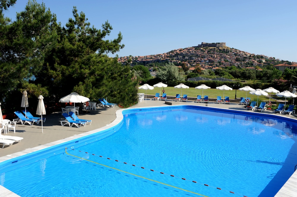 Hotel Delfinia 63/87