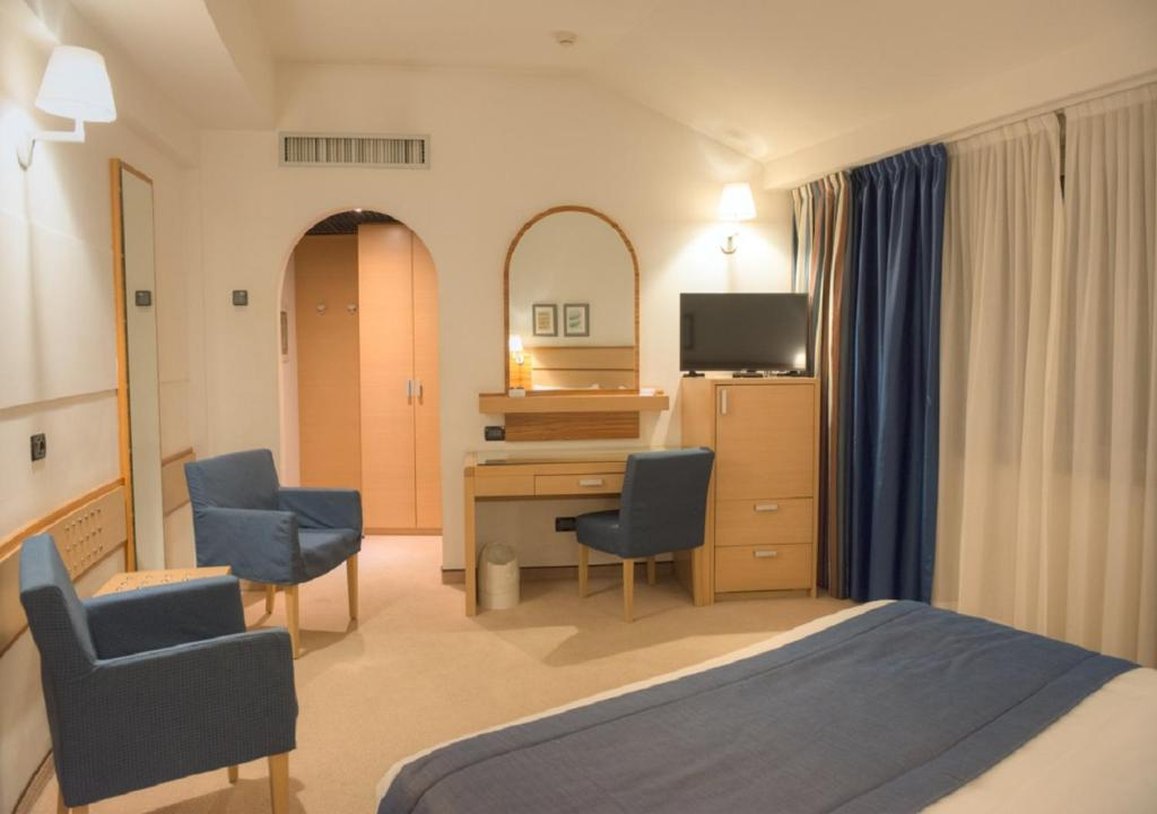 Cardano Hotel Malpensa 38/58