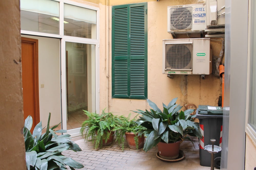 Hotel Pomezia 2/28