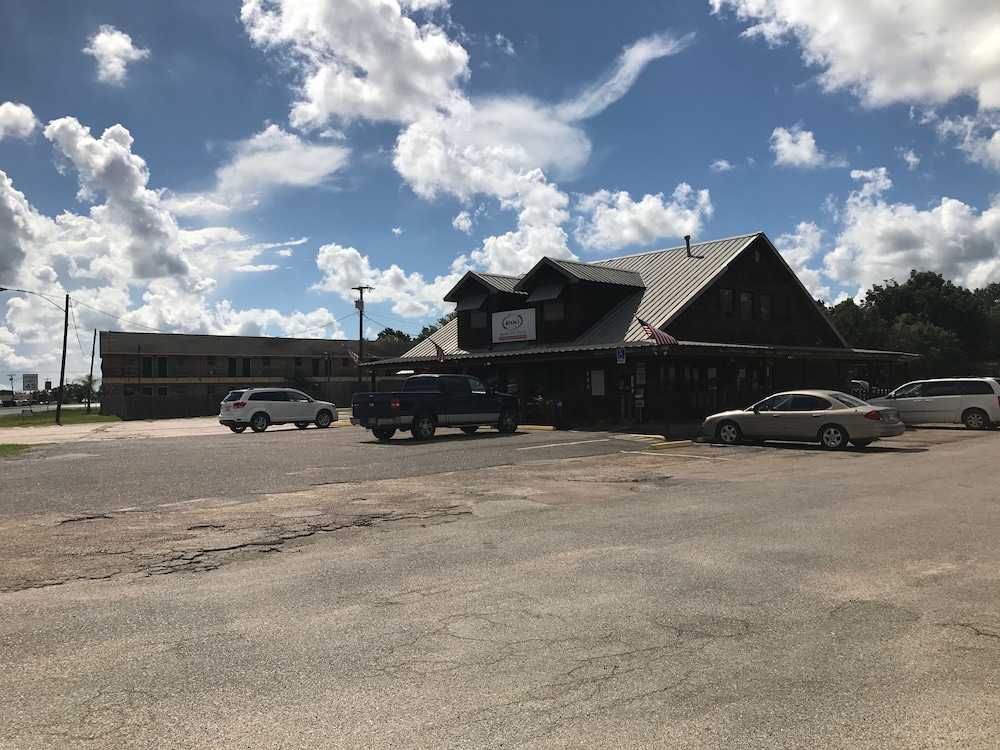 Alvin Extended Stay 54/62