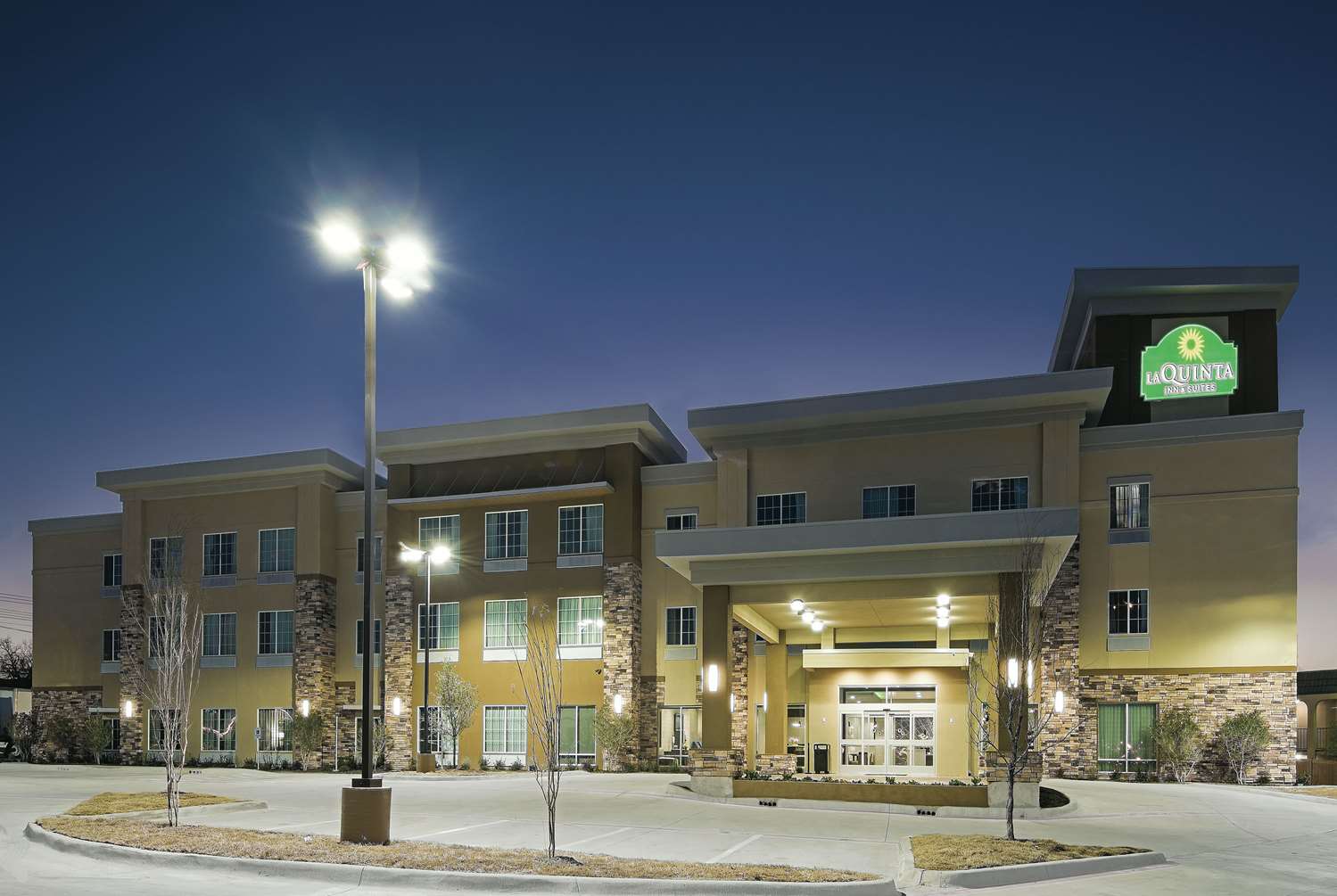 La Quinta Inn & Suites by Wyndham Fort Worth West - I-30 2/32