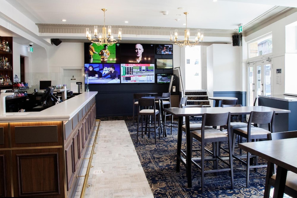 Pymble Hotel 35/50