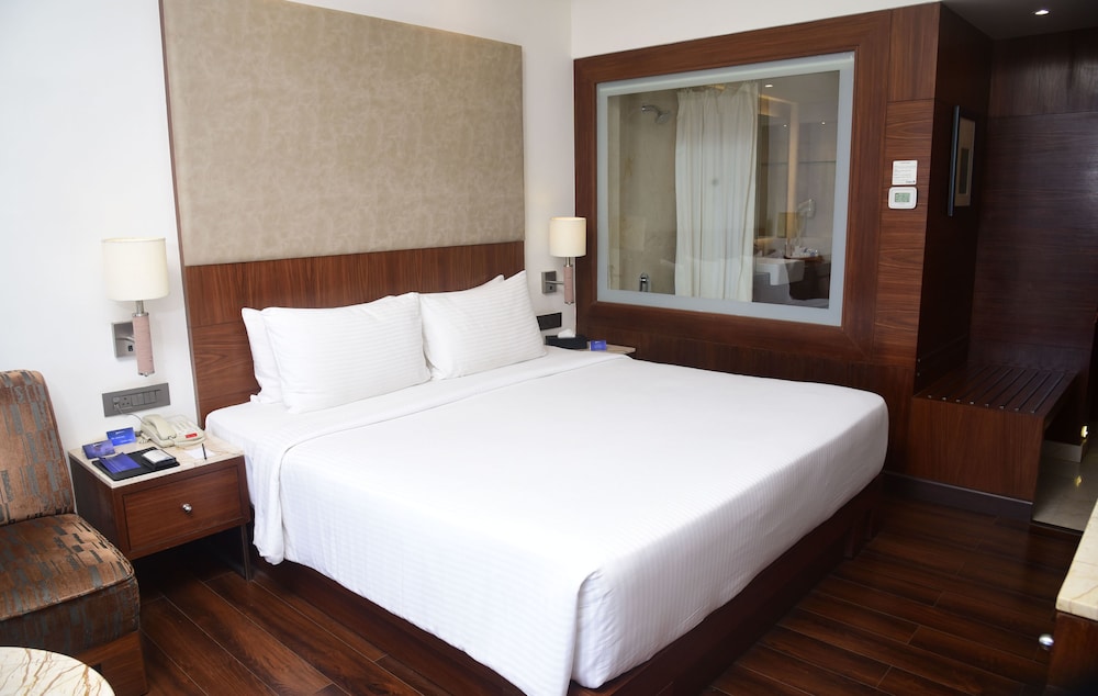 Taj Alibaug Resort & Spa, Maharashtra 10/52