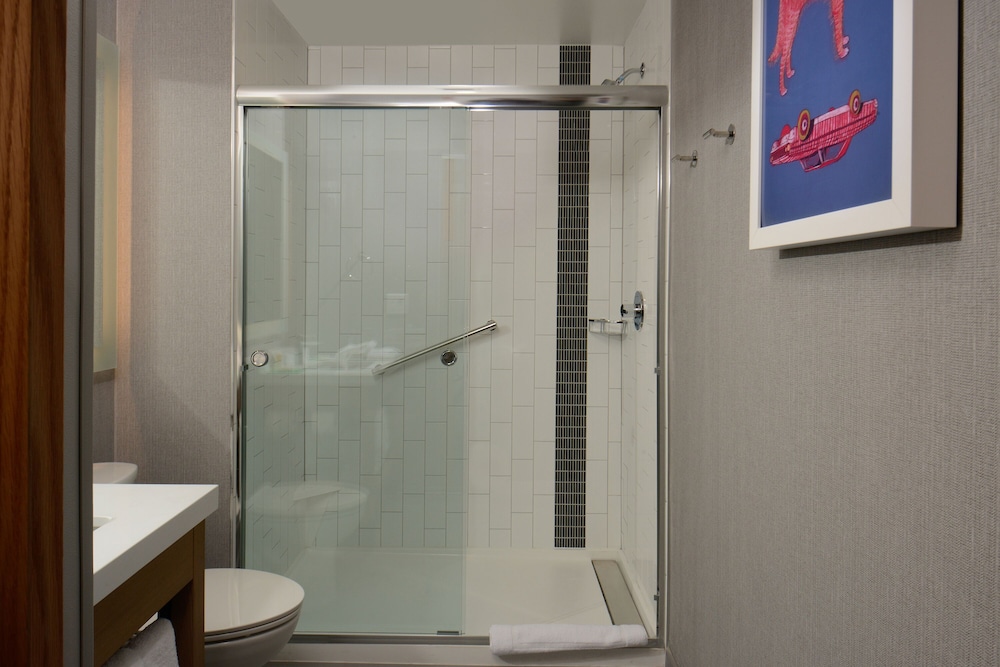 Hyatt Place Pena Station/Denver Airport 13/57