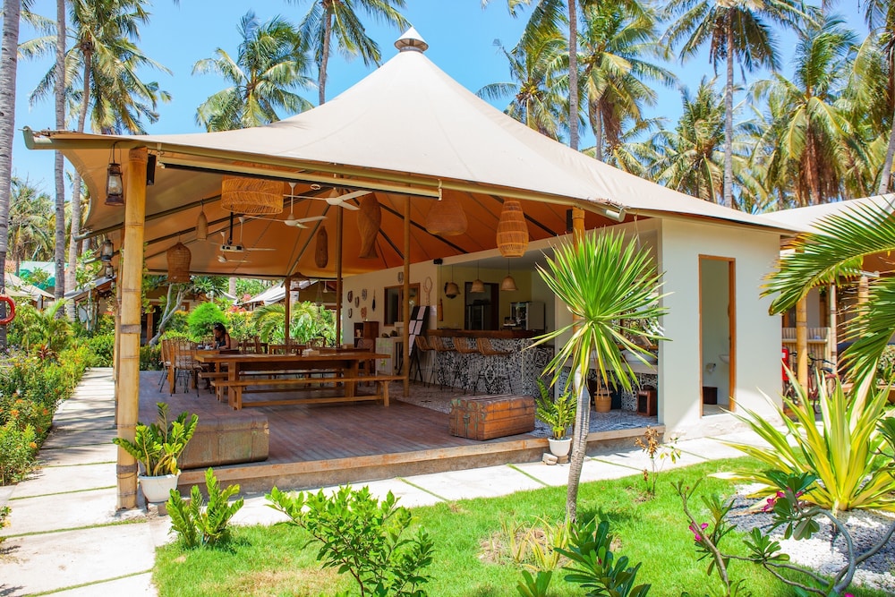 Gili Tenda Resort 3/50