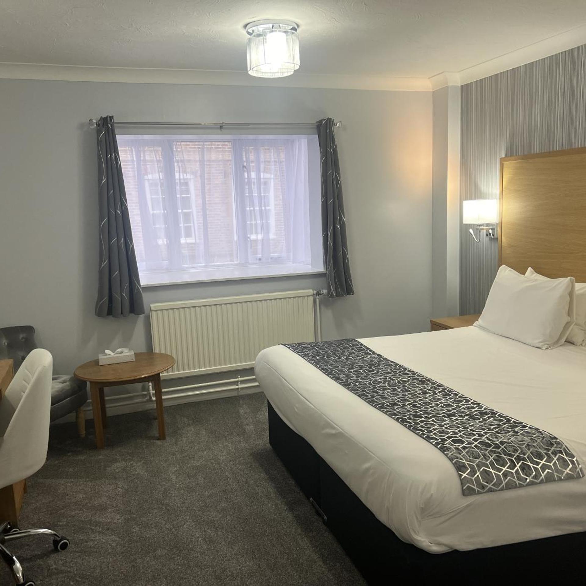 Dolphin Hotel Cambridge 5/50