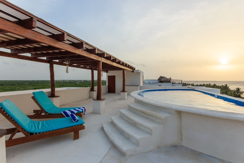 Aqua Star Boutique Hotel and Condos By Koox Luxury Collection 49/80