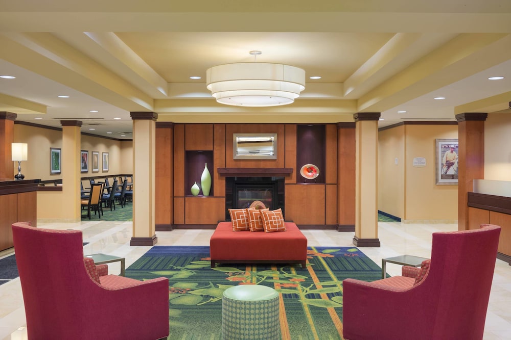 Fairfield Inn Suites Huntingdon Route 22 Raystown Lake 28/40