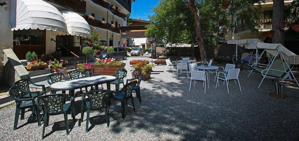 Hotel Gran Baita 38/50