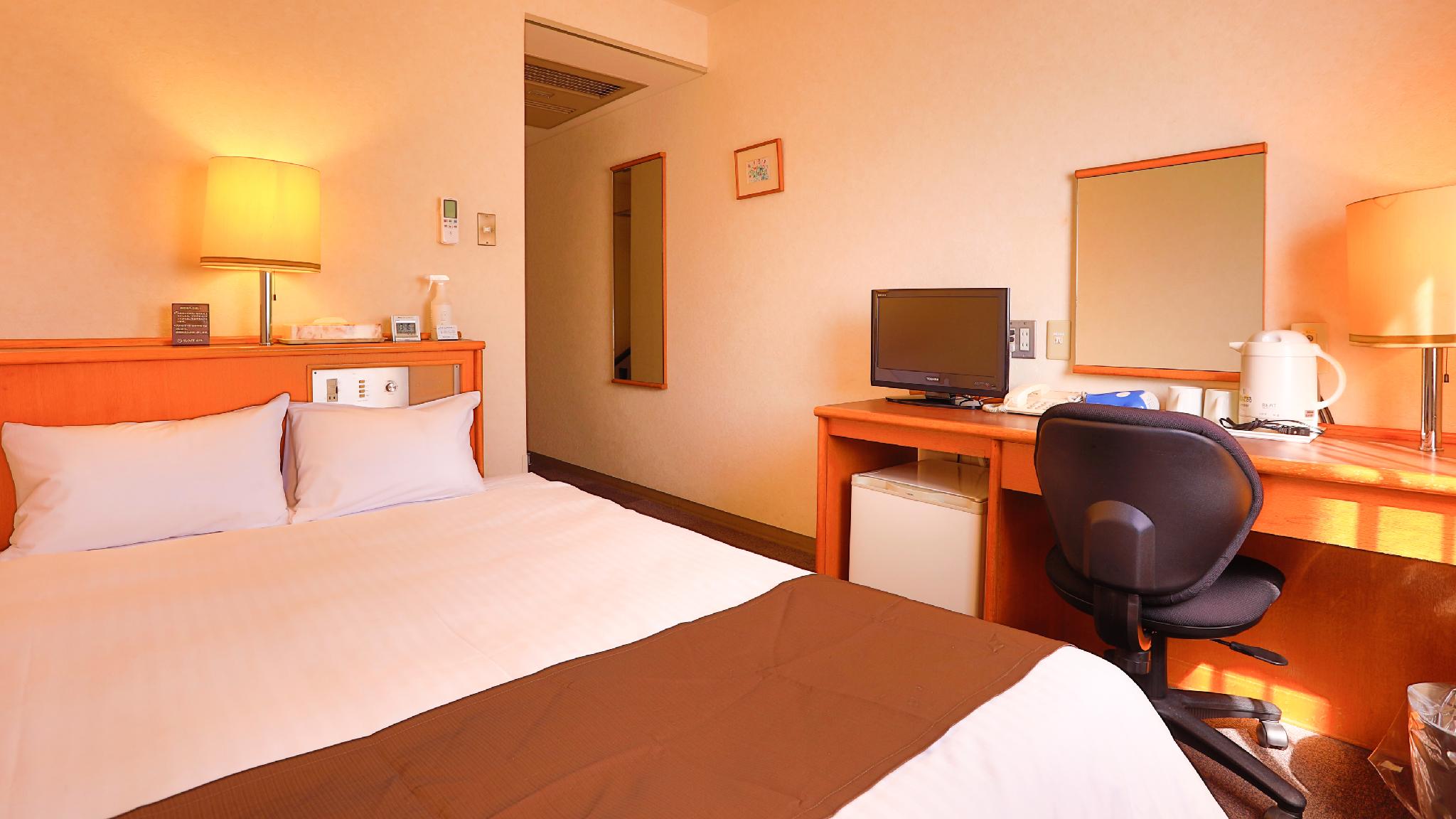 Semi Room, Standard, Semi Double Bed