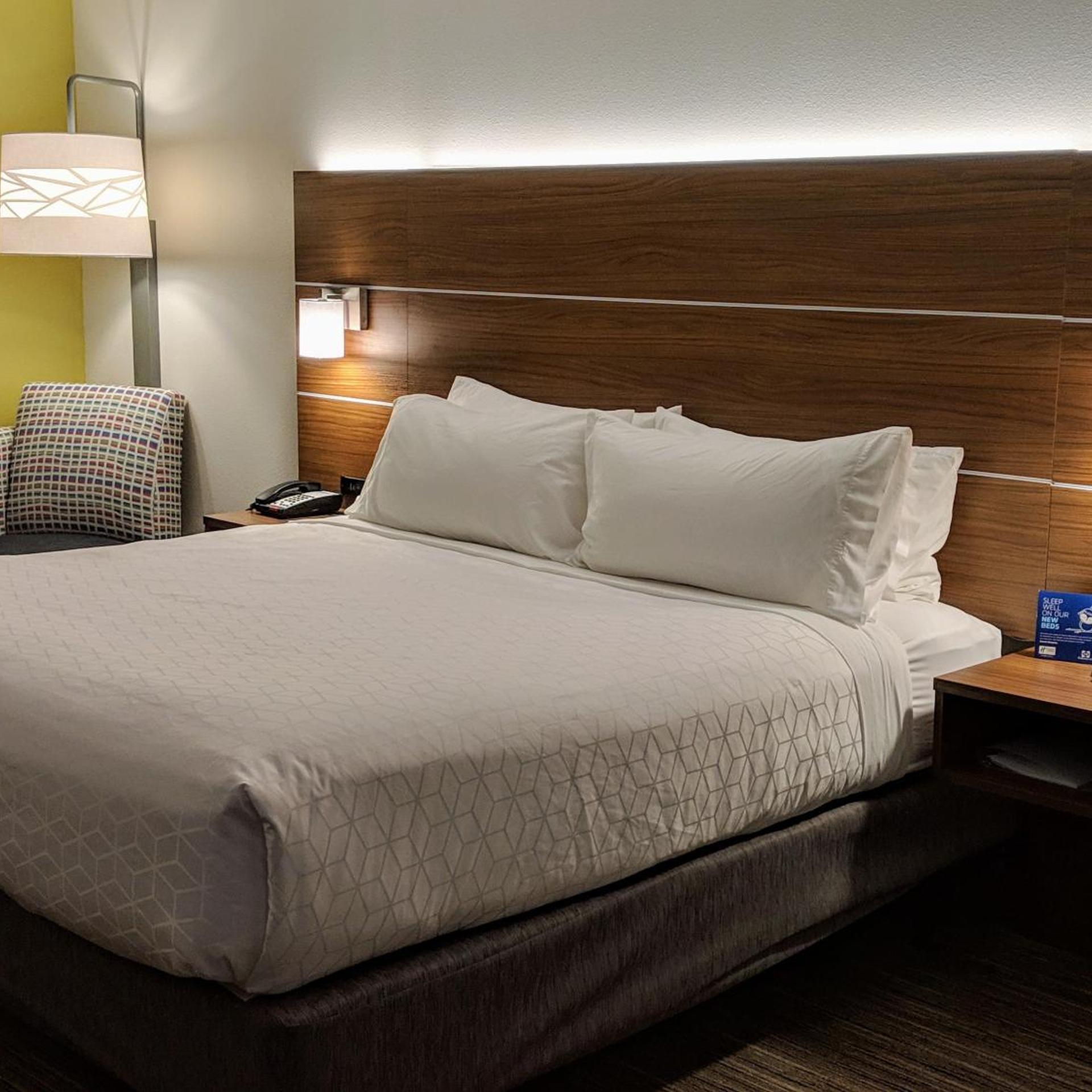 Xtra Space, Standard, King Bed