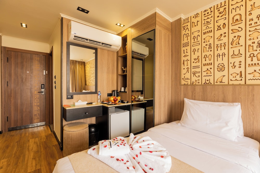 Room, King Bed, Pyramids View، Great Pyramid Inn 9/10