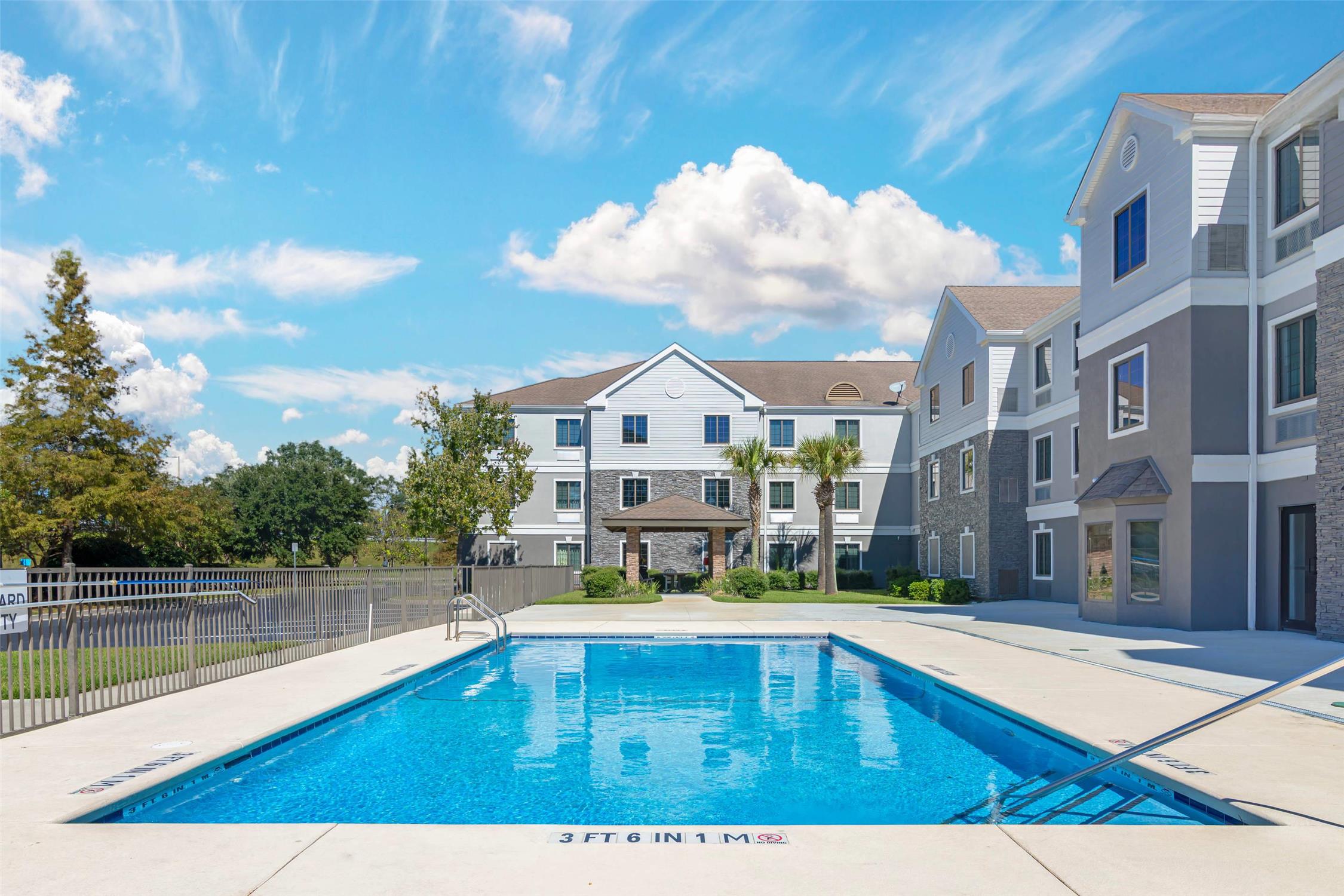 Comfort Inn & Suites Savannah Airport 16/18