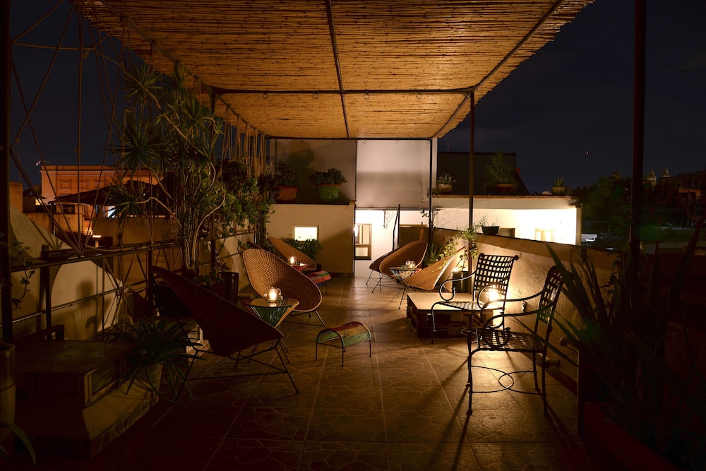 EL SERAFIN HOTEL BOUTIQUE 76/80