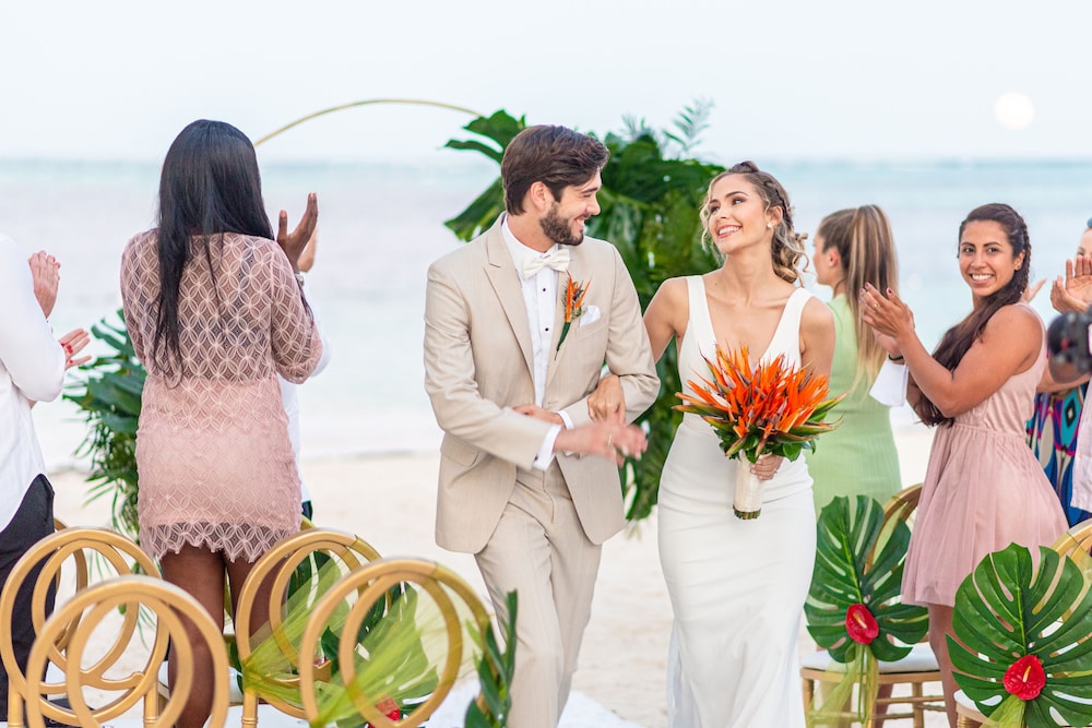 Unique Club at Lopesan Costa Bavaro 7/50